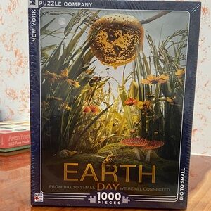 New York Puzzle Company Earth Day - 1,000 Piece Puzzle